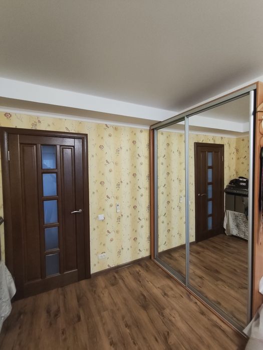 Продам 3х кім. квартиру з ремонтом, меблями та технікою Хортицький р-н