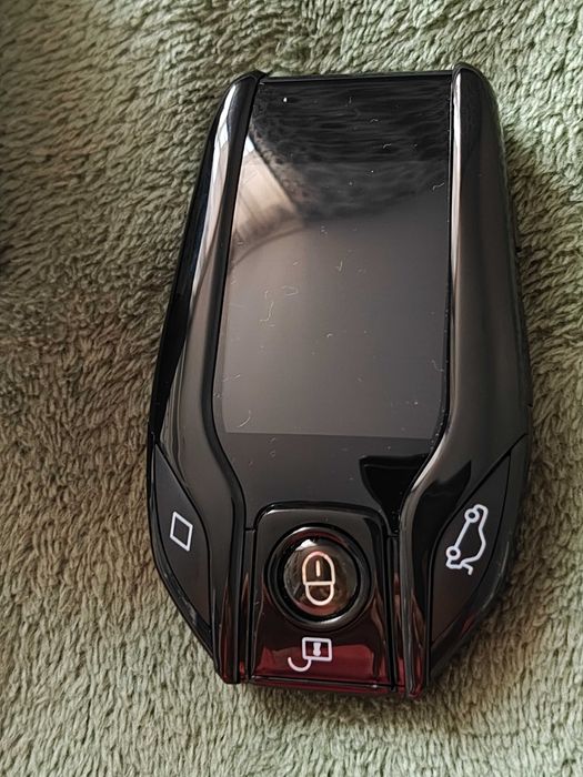 Uniwersalny TK800. Do BMW.  Ekran dotykowy LCD