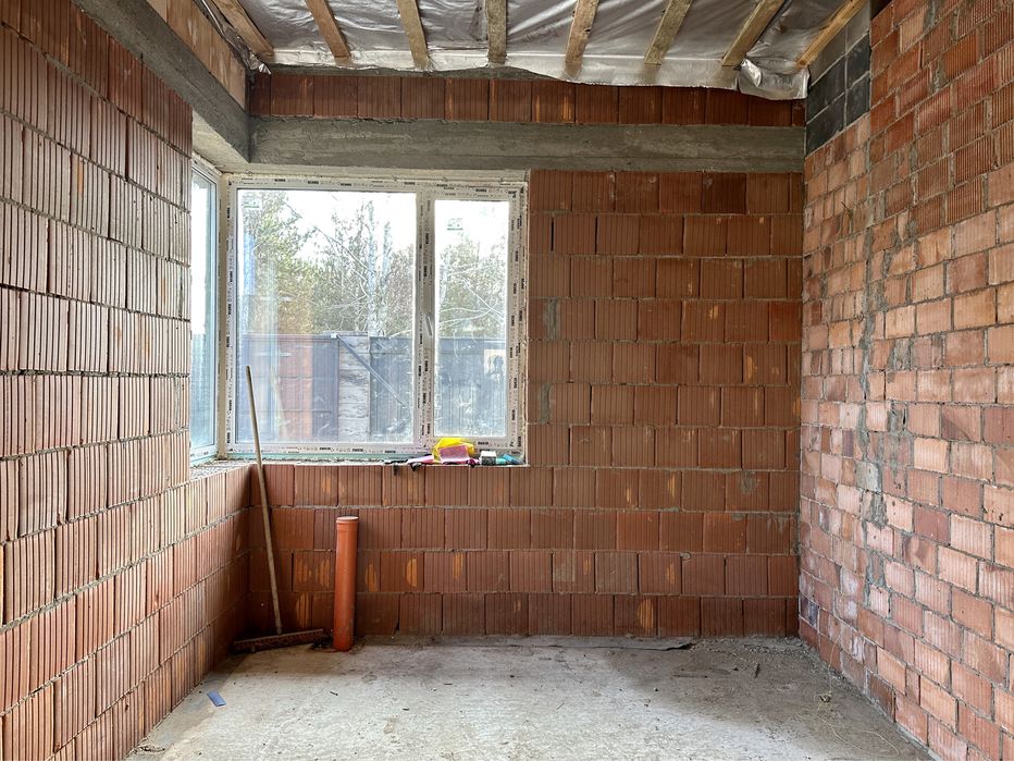 Будинок з газом  на в'їзді у Ворзель , поруч з Бучею. 135 000 $