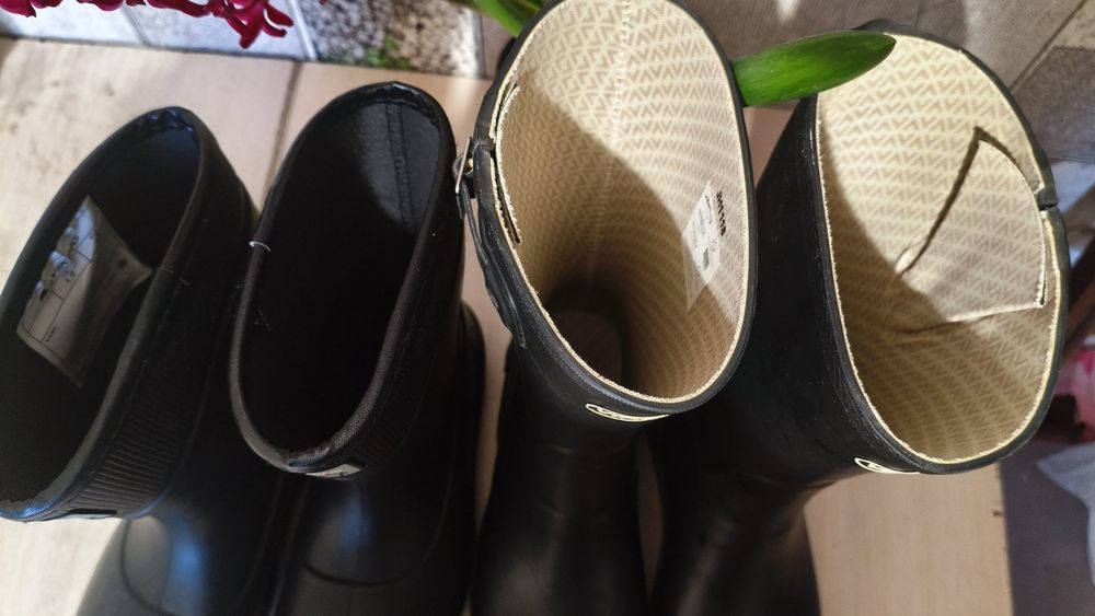 гумові чобітки нові