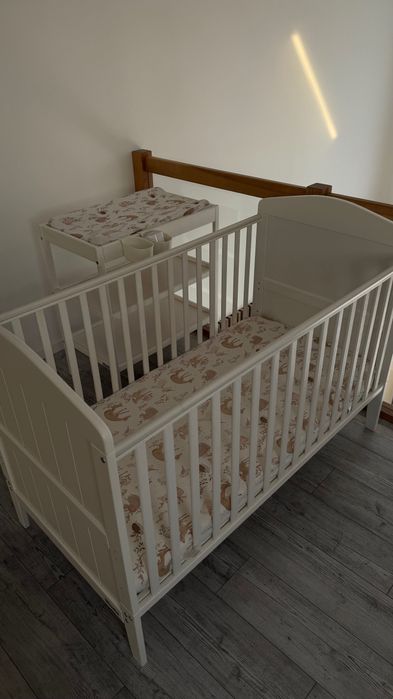 Łóżeczko i przewijak  Woodies
