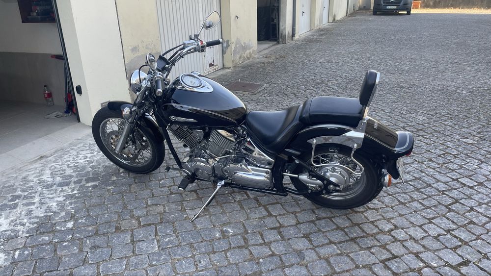 Vendo mota yamaha 1100