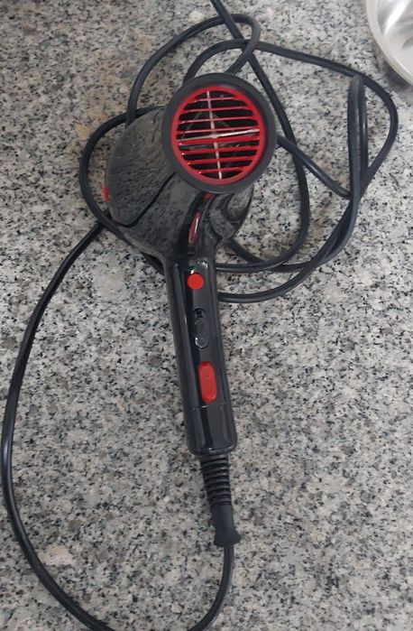 SECADOR DE CABELO.Casa,Quarto,Wc,Viagem,Trabalho ,Cabo 2.8mts.