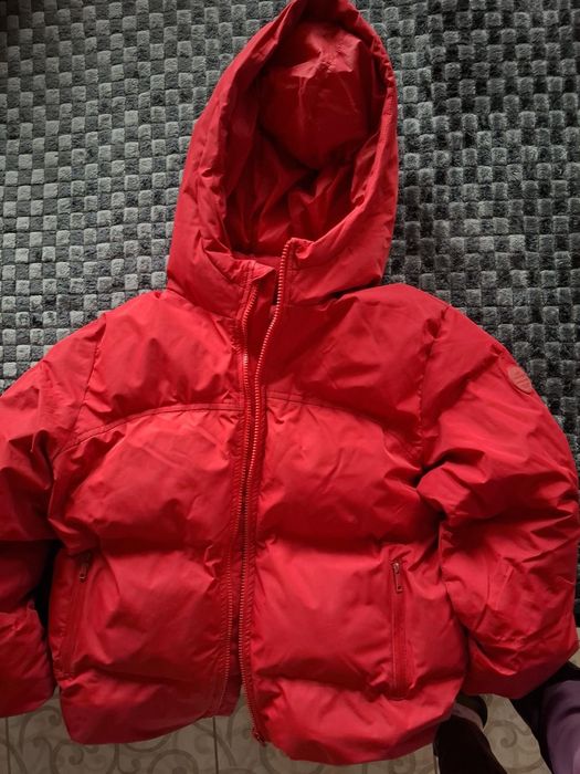 Пуховик червоний