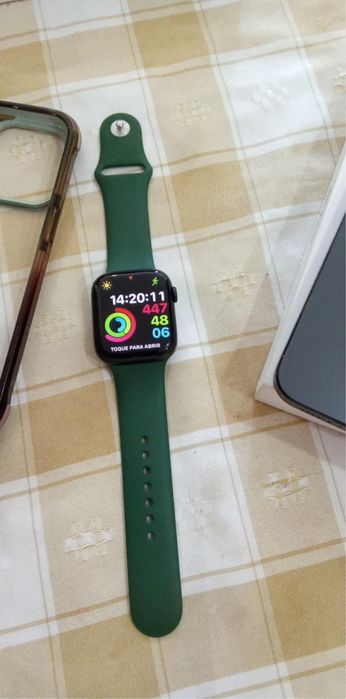 Iphone 15 pro max + apple watch 7 45mm