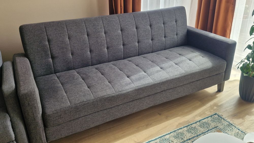 Sprzedam piękną sofę z funkcją spania. Stan bardzo dobry.