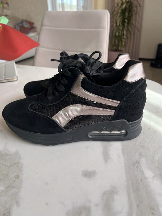 Шкіряне взуття,натуральний замш