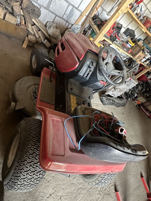 Traktorek do trawy MTD 15.5