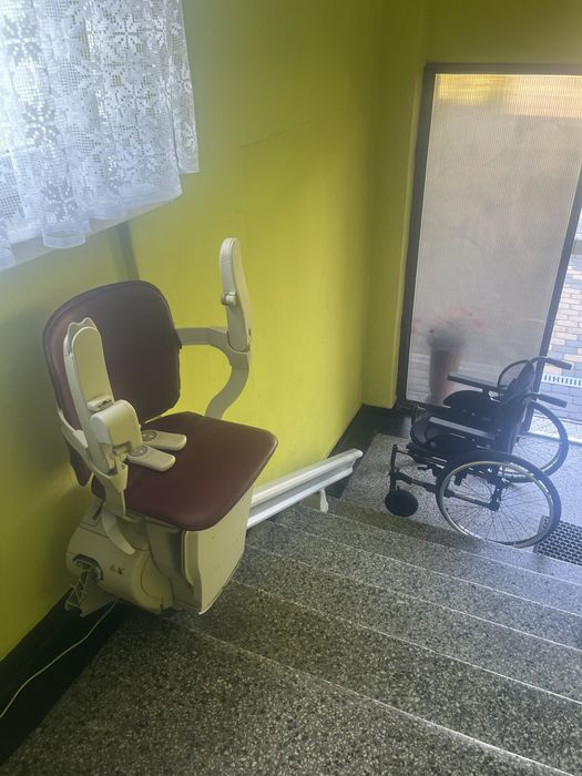 Krzesełko schodowe winda schodowa