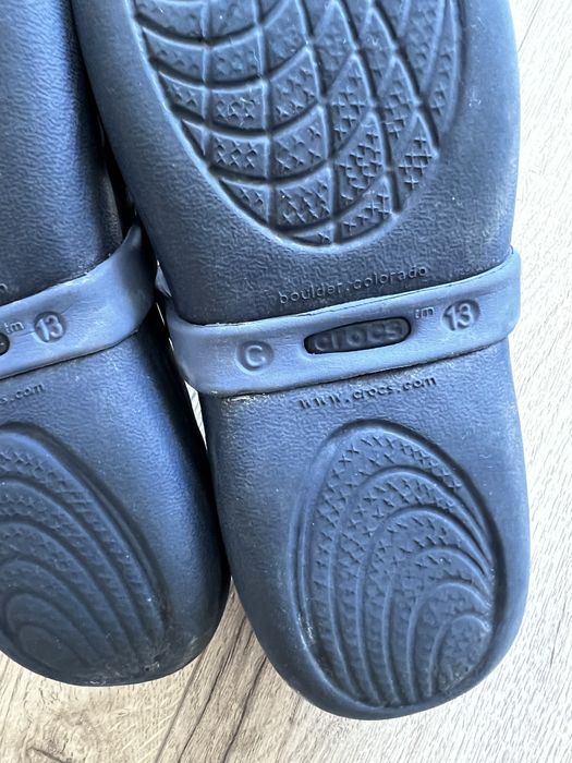 Crocs , туфлі доя дівчинки 30