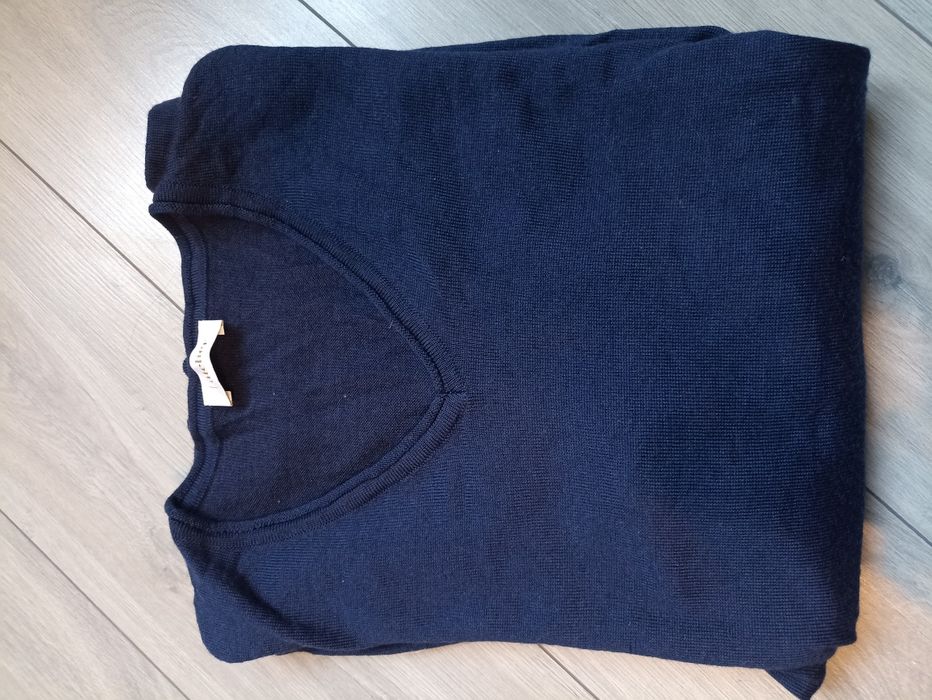 Sweter wełniany Atelier