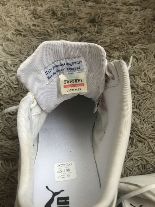 Кросівки чоловічі