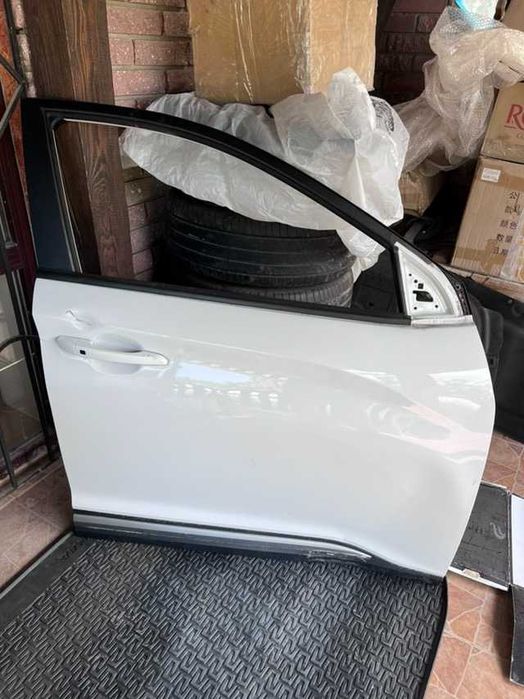 дверка дверь передня права Hyndai Kona P6w 18 22 роки