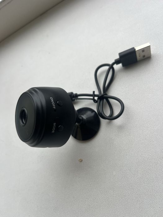 Бездротова внутрішня wi-fi камера