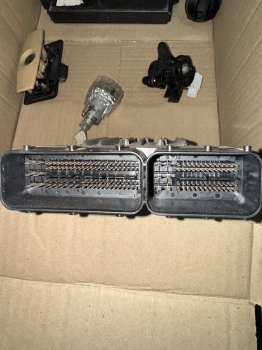 N52b30 ЕБУ Блок керування двигуном BMW E60/Е61 в комплекті з CAS+КЛЮЧ