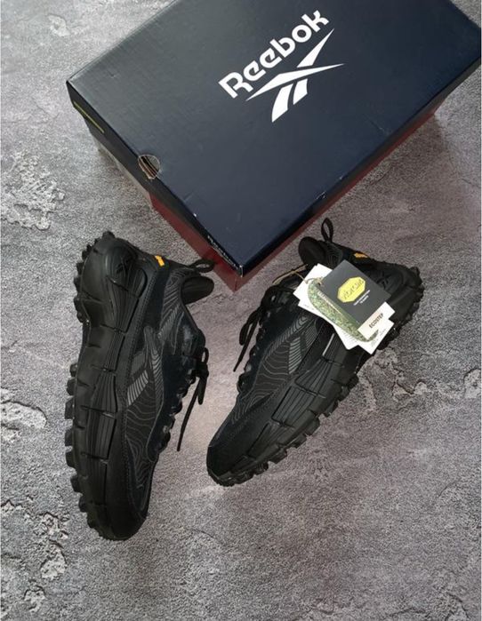 Reebok zig kinetica 2.5 edge 40.5/26cm gz1440 Взуття кросівки