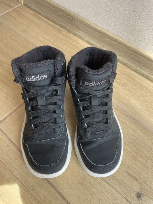 Хайтопи Adidas 30 р утеплені кросівки чорні дитячі на хлопчика адідас