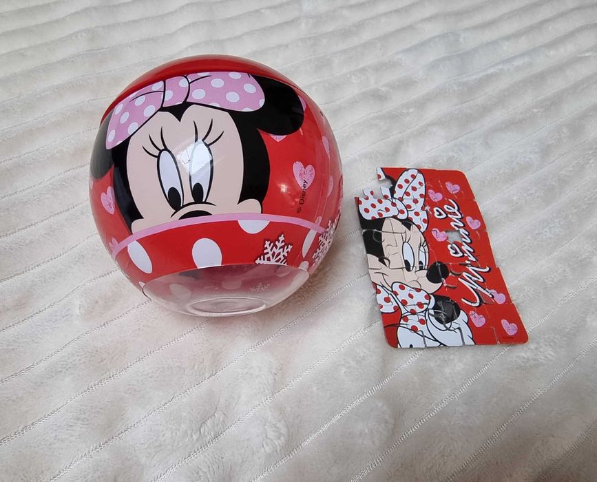 Kula bombka z Myszką Minnie i puzzlami