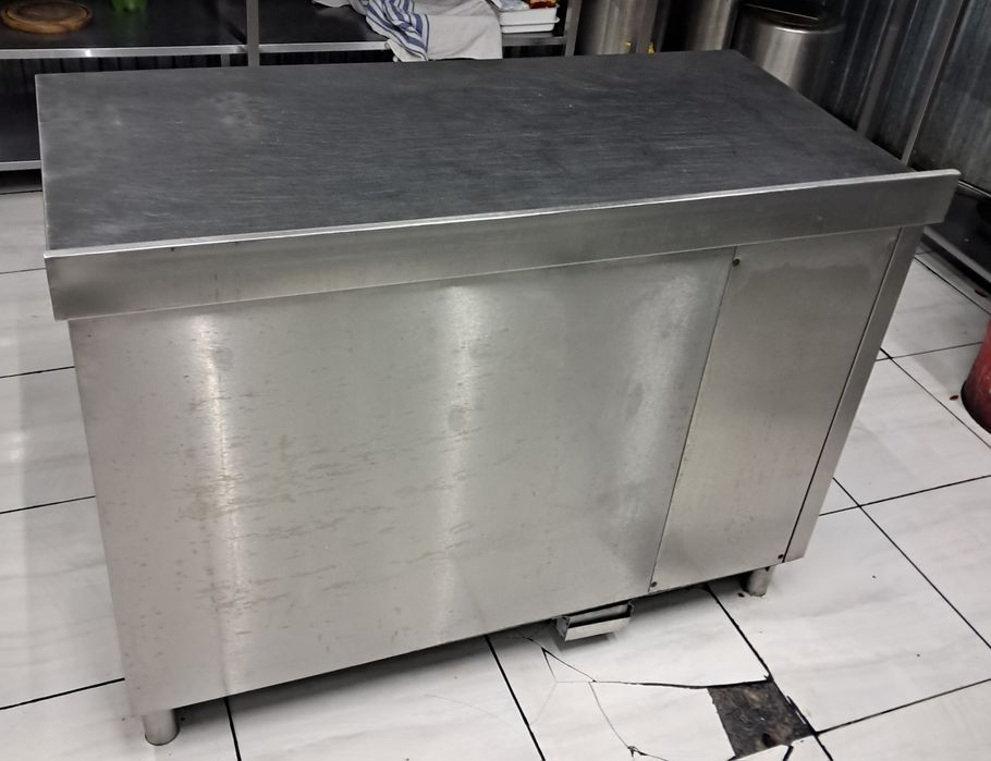 СРОЧНО ПРОДАМ Холодильний стіл б/у, Нержавейка 2 шт