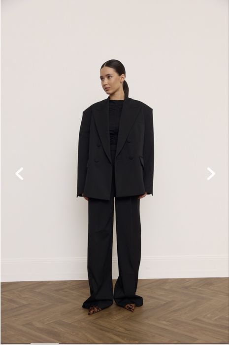 Vloria обʼємний піджак one size