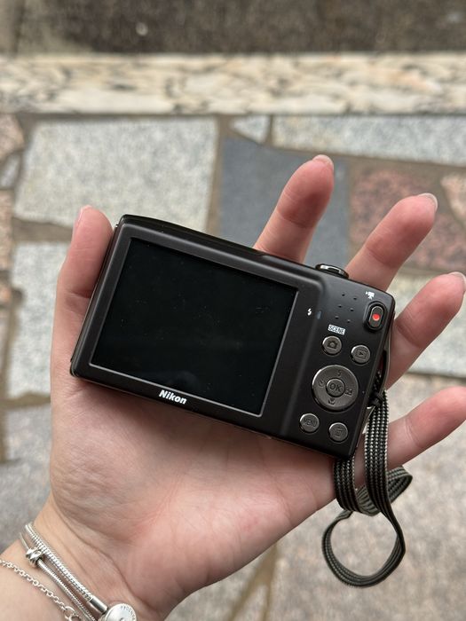 Nikon coolpix s3300