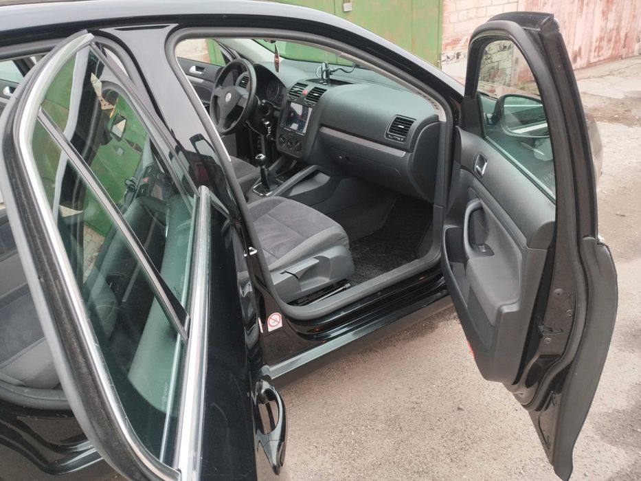 VolksWagen Jetta FSI 2.0 2006 р.в. 5800$ торг.