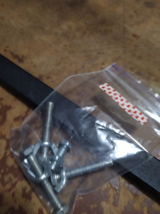 Продам кушетку для косметичних процедур та стілець