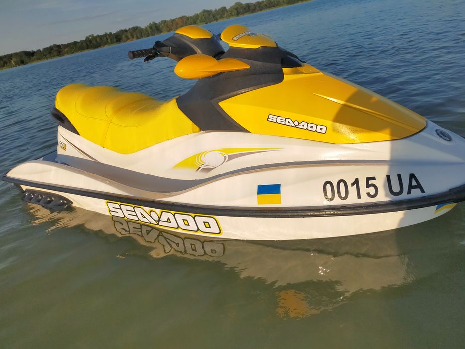 Гидроцикл BRP с прицепом