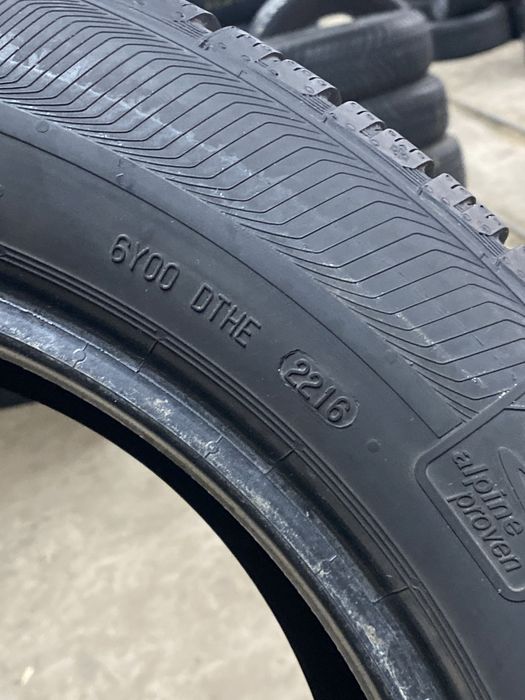 Шини 225/55 R17 Semperit Speed-Grip 2| Зима | 7мм | 4шт