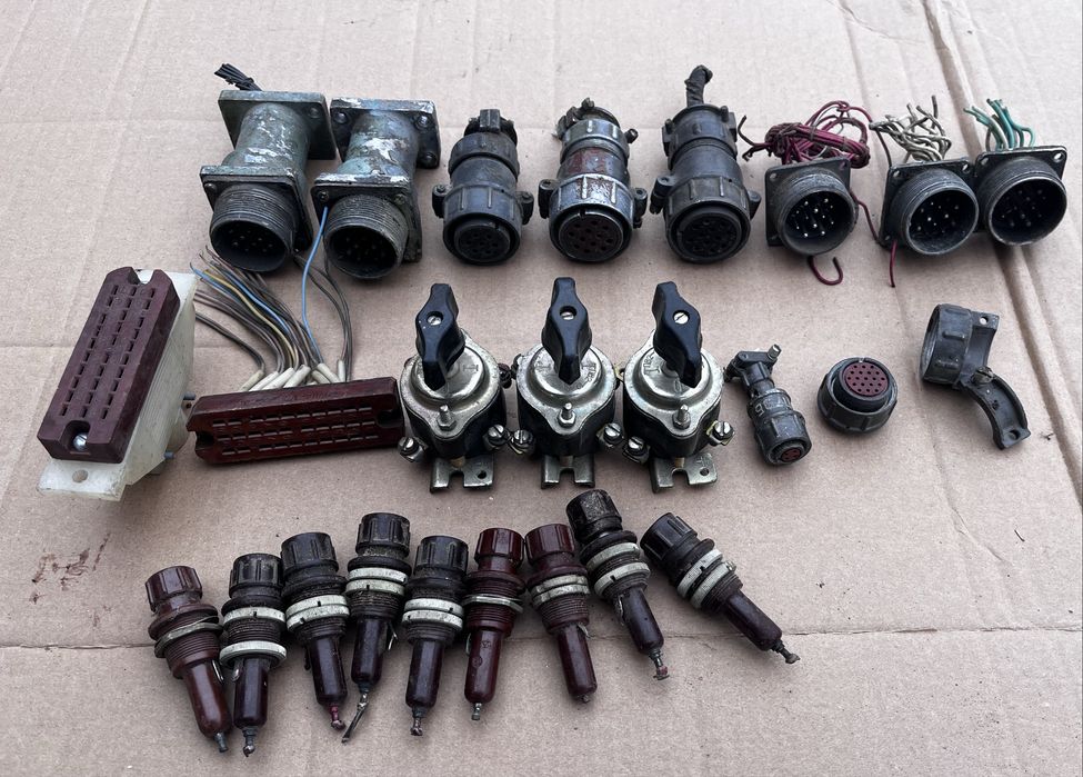 Роз'єм ШР 16,20,32