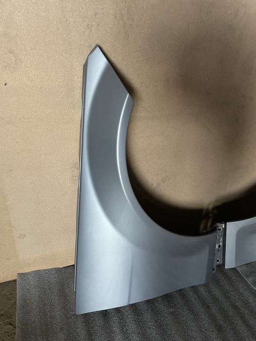 Blotnik przod Prawy Lewy C KLASA W204 LAK 792 bardzo ladne!