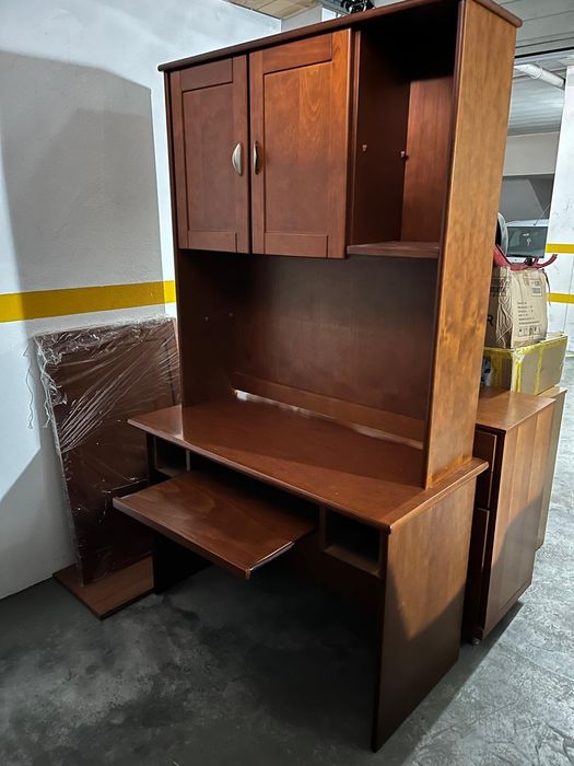 Mobília de quarto como nova