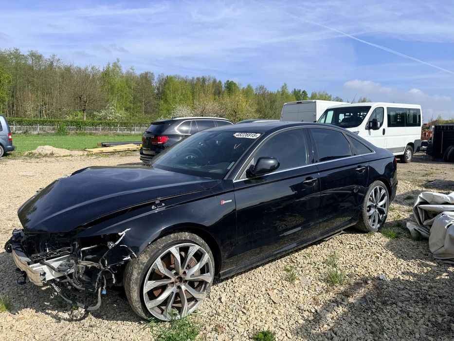 Audi A6 Limousine AUDI A6 C7 Prestige 2015 3.0TFSI 333km PALI !
