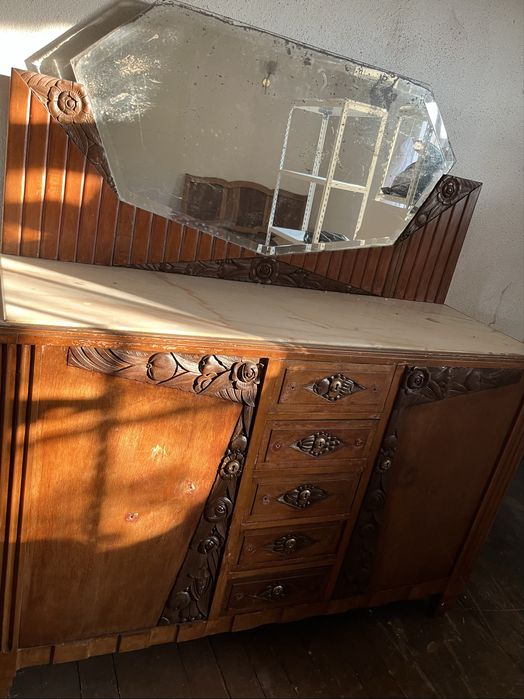 Móveis/recheios antigos