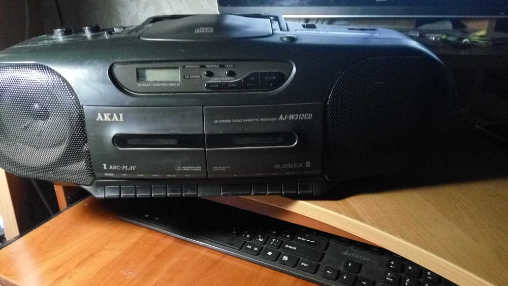 Касетна Магнітола AKAI AJ-W312CD