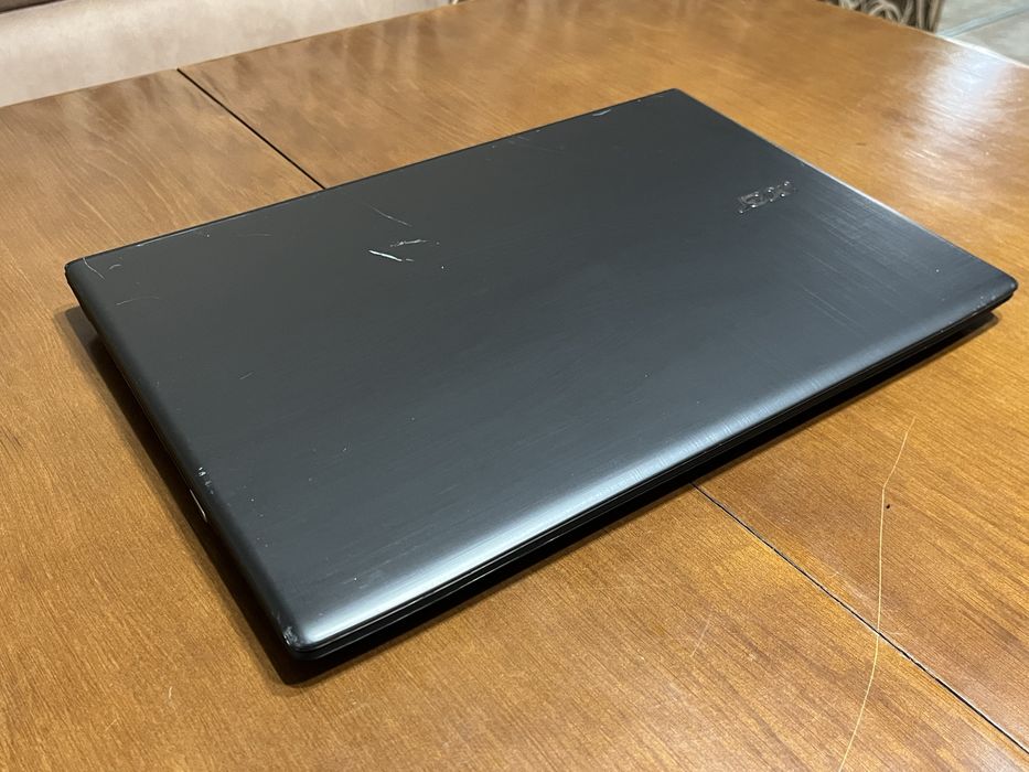 Ноутбук 15.6" Acer Aspire E 15 на Intel i5-7200U с 8ОЗУ/256SSD/HD