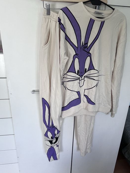 Komplet dresowymowy bez metki,  bluza plus spodnie  looney tunes