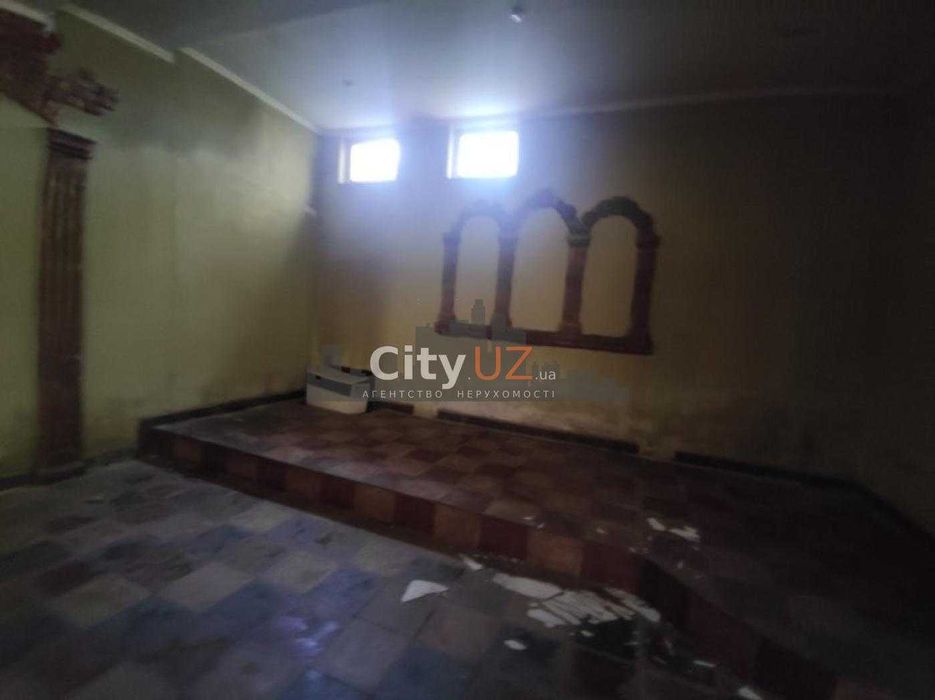 Продається комерційне приміщення у Розівці