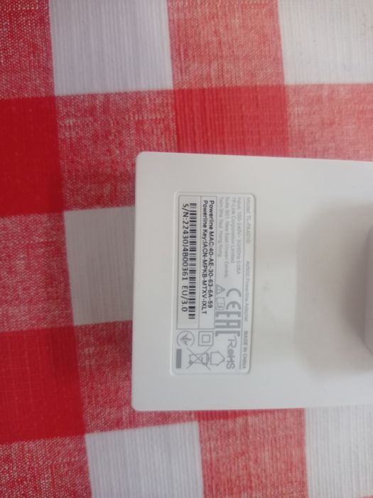 TP-Link TL-PA4010KIT Adaptadores por linha elétrica AV 600 Mbps