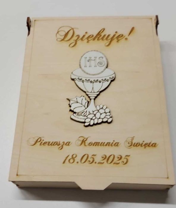 Pudełko MERCI Podziękowanie dla Dziadków IHS Komunia Święta 23x18x5