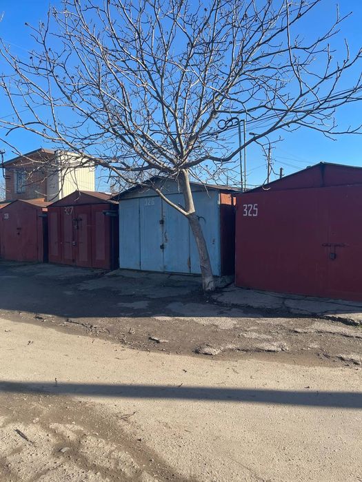 ПРОДАМ СРОЧНО здам гараж з ямою