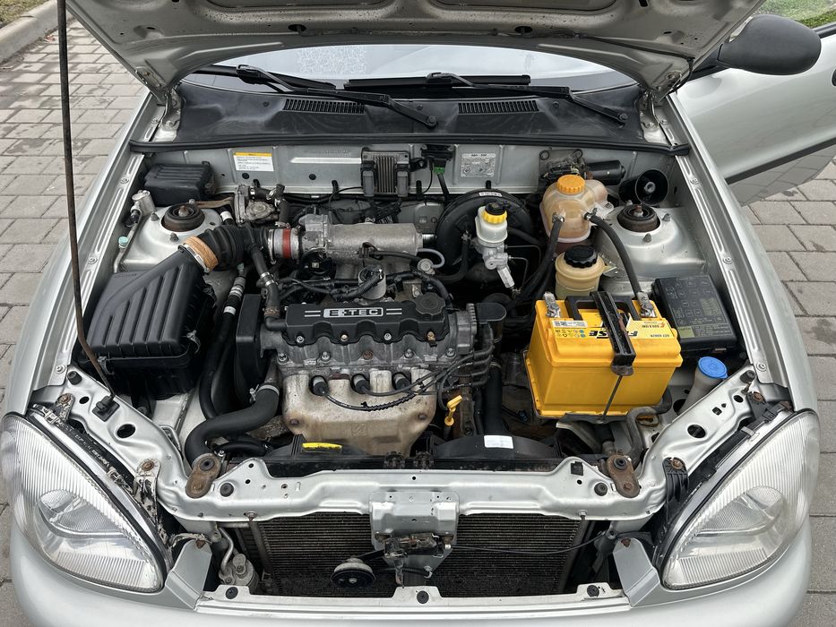 Daewoo Lanos 1.5 SE (газ/бенз)