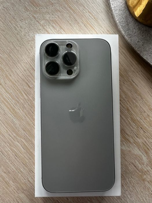 Prywatnie   iPhone 16 Pro Max / gwarancja Apple / bateria 100% bateria