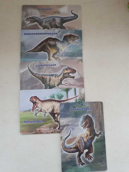 Karty z dinozaurami