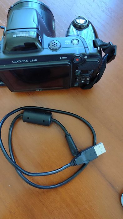 Фотоапарат Nikon Coolpix L810