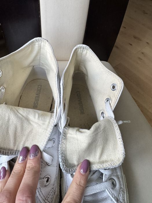 Białe skórzane trampki converse 39
