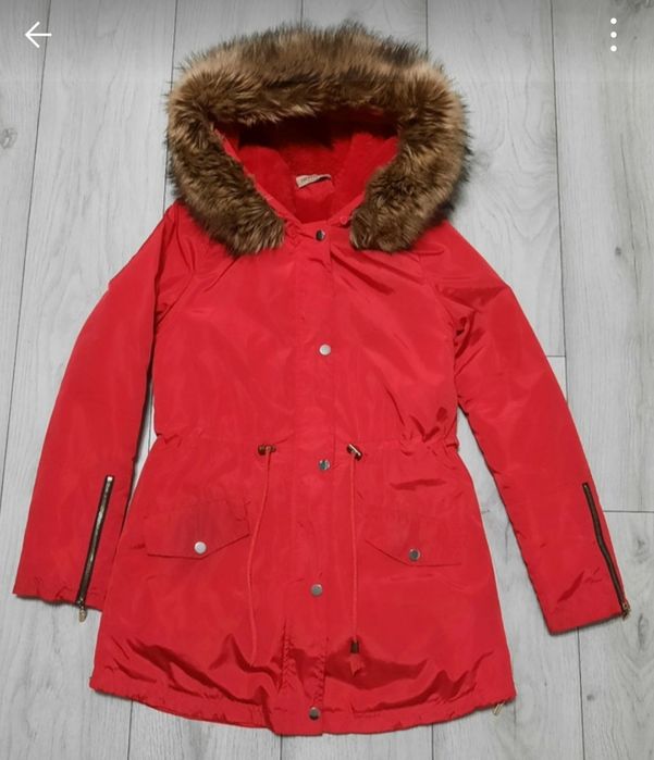 Czerwona parka zimowa kaptur futro XS