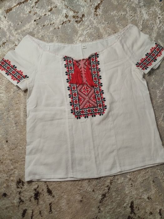 Вишиванка жіноча на зав'язці