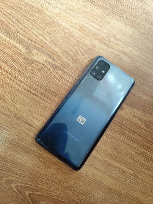 Smartfon Samsung Galaxy M31s ekran bez rys