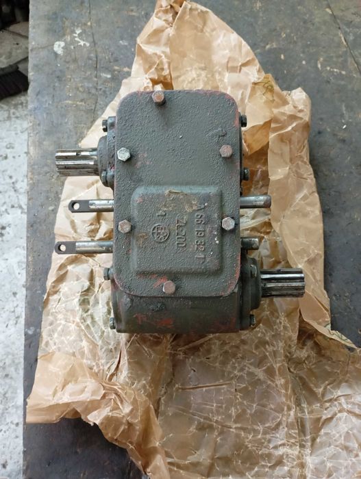 Przystawka star 660/28  sam wciągarka leśna przyczepa z napędem .